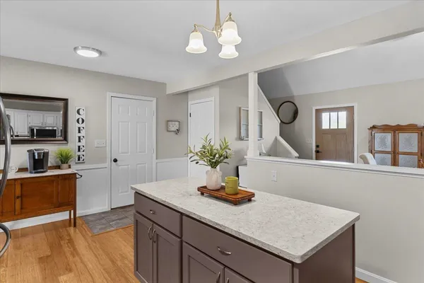 $569,000 | 6 Vivian Lane, St. Albans Town, VT 05478