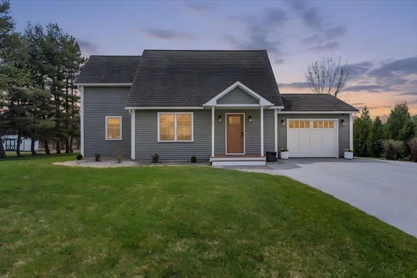 $569,000 | 6 Vivian Lane, St. Albans Town, VT 05478