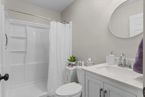 $569,000 | 6 Vivian Lane, St. Albans Town, VT 05478