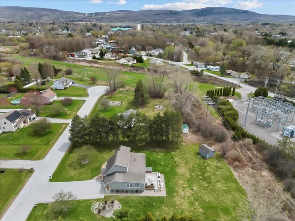 $569,000 | 6 Vivian Lane, St. Albans Town, VT 05478