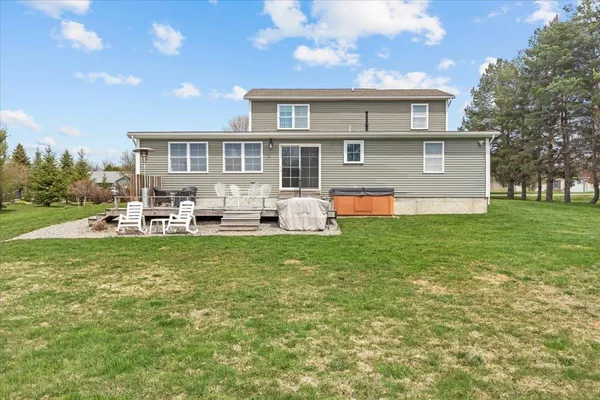 $569,000 | 6 Vivian Lane, St. Albans Town, VT 05478