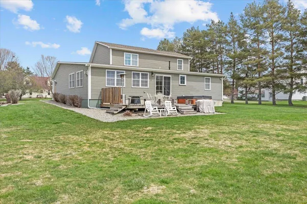 $569,000 | 6 Vivian Lane, St. Albans Town, VT 05478
