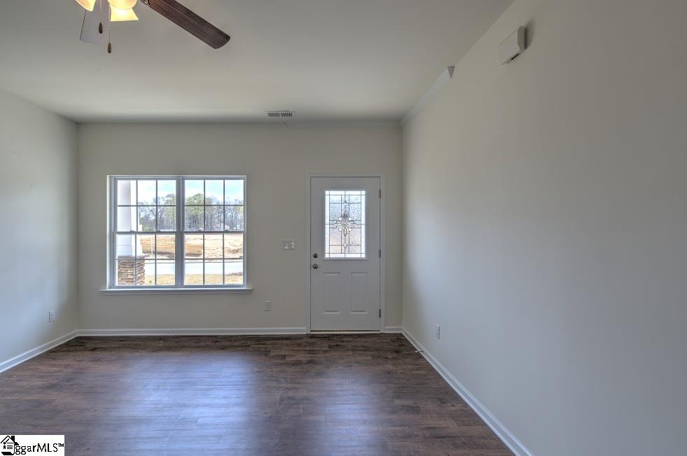 214 Addlestone Circle Fountain Inn, SC 29644 - Photo 3 of 33 Gallery Image 3