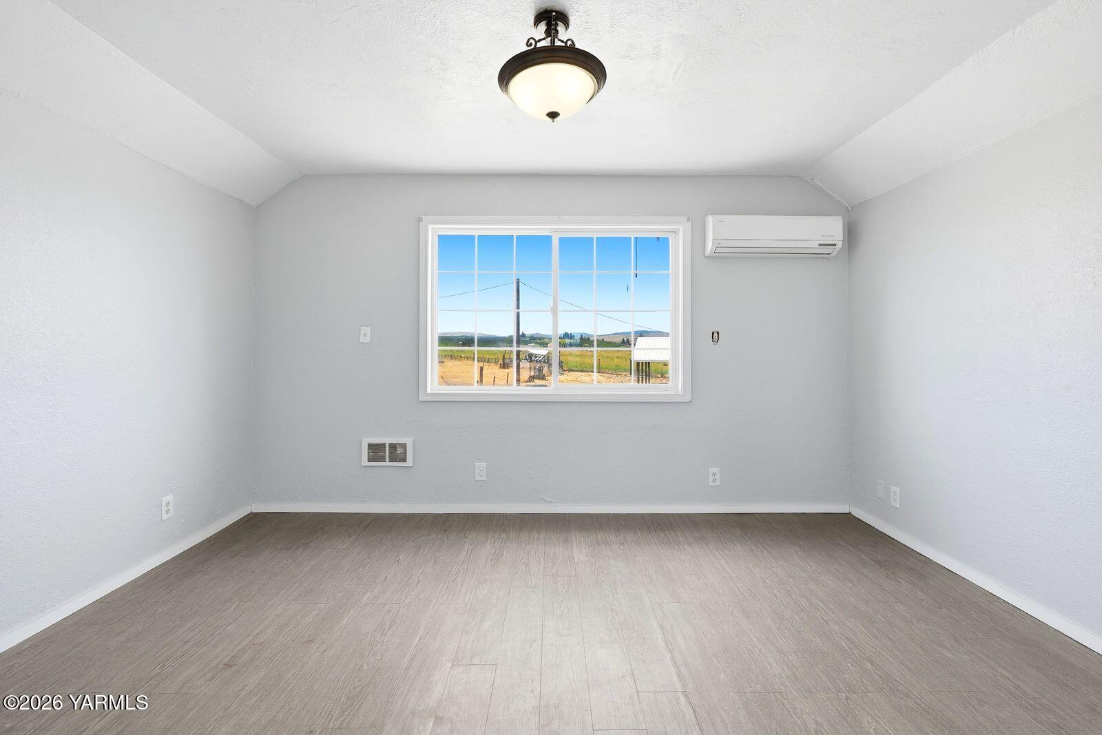 18790 Summitview Road Tieton, WA 98947 - Photo 17 of 45 18790 Summitview Rd