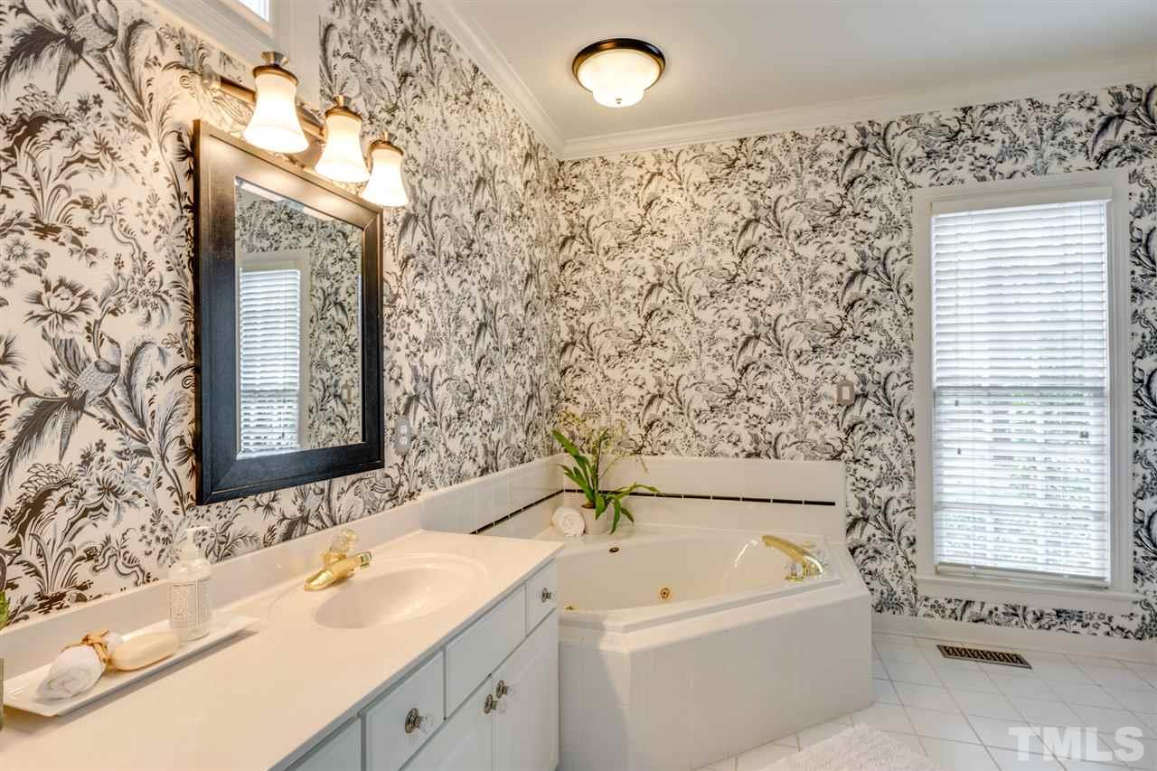 4716 Sharpstone Lane Raleigh, NC 27615 - Photo 15 of 30