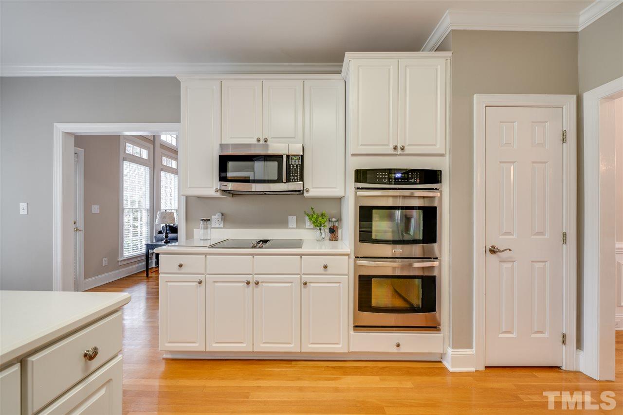 4716 Sharpstone Lane Raleigh, NC 27615 - Photo 9 of 30