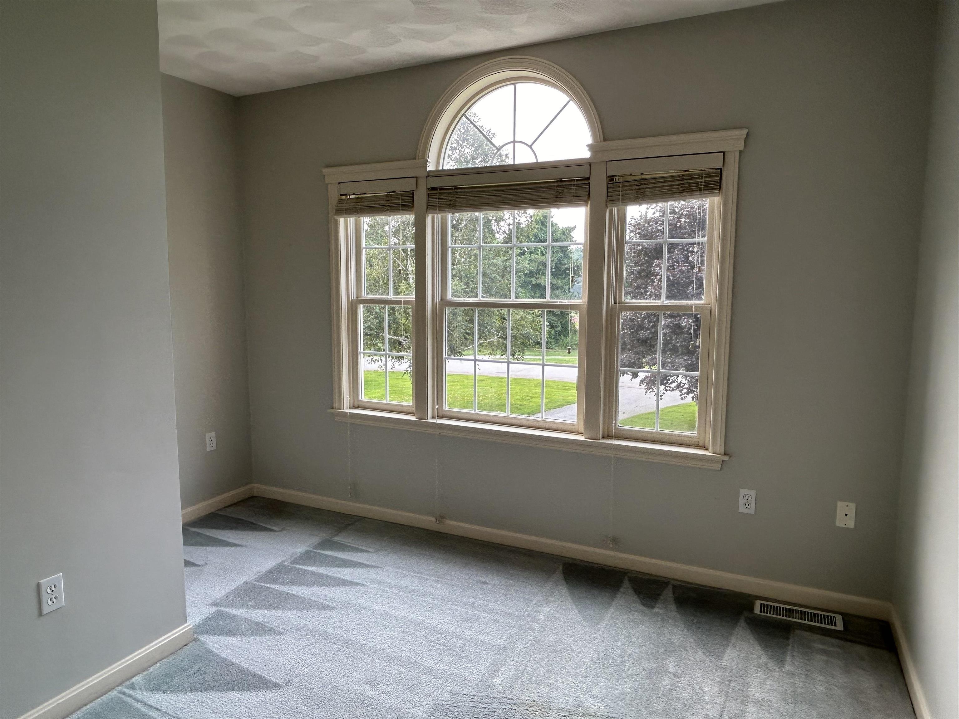 1 Hillside Avenue Exeter, NH 03833 - Photo 17 of 35