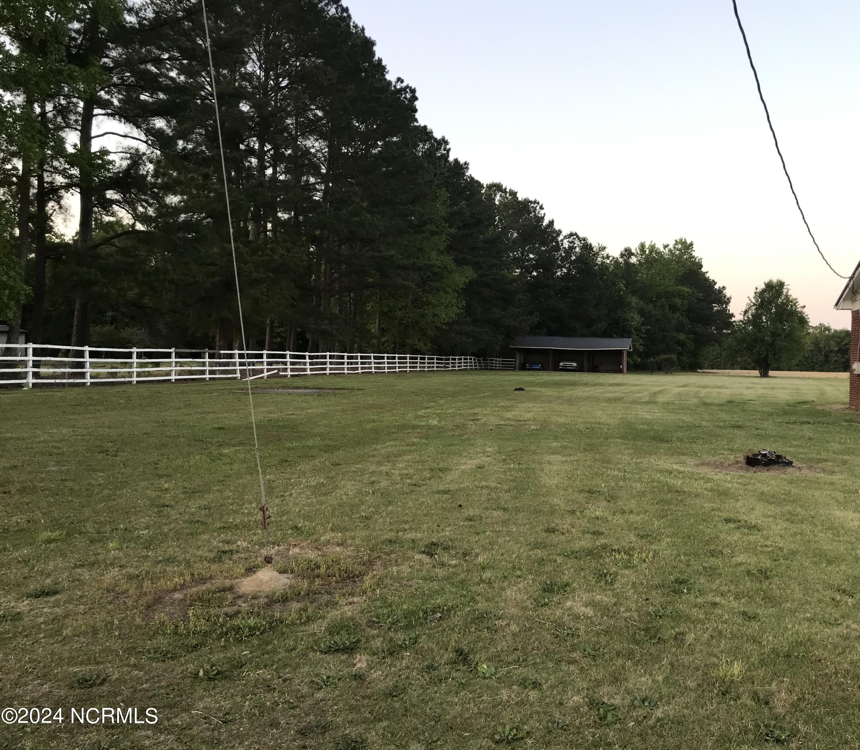 2414 Governors Road Windsor, NC 27983 - Photo 5 of 26 left side