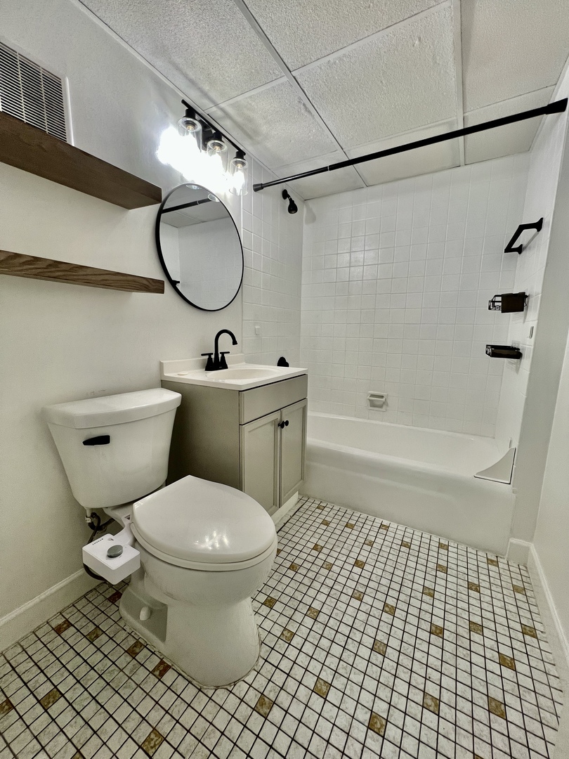 12026 South Kildare Avenue, Unit 16 Alsip, IL 60803 - Photo 16 of 38