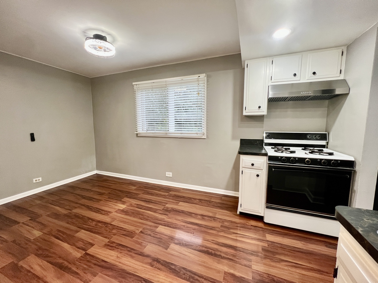 12026 South Kildare Avenue, Unit 16 Alsip, IL 60803 - Photo 10 of 38