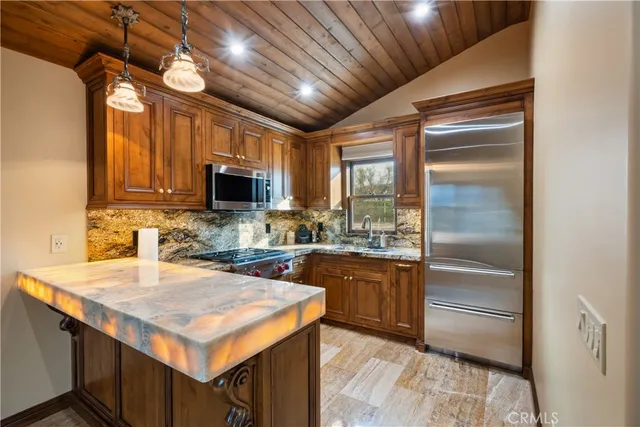 $6,300,000 | 4050 Lester Avenue, Corona, CA 92881