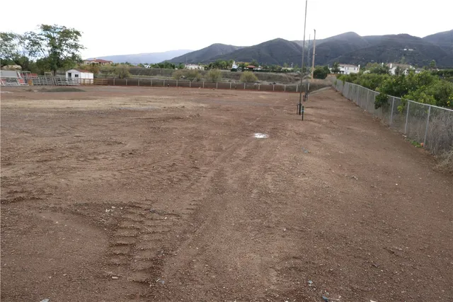 $6,300,000 | 4050 Lester Avenue, Corona, CA 92881