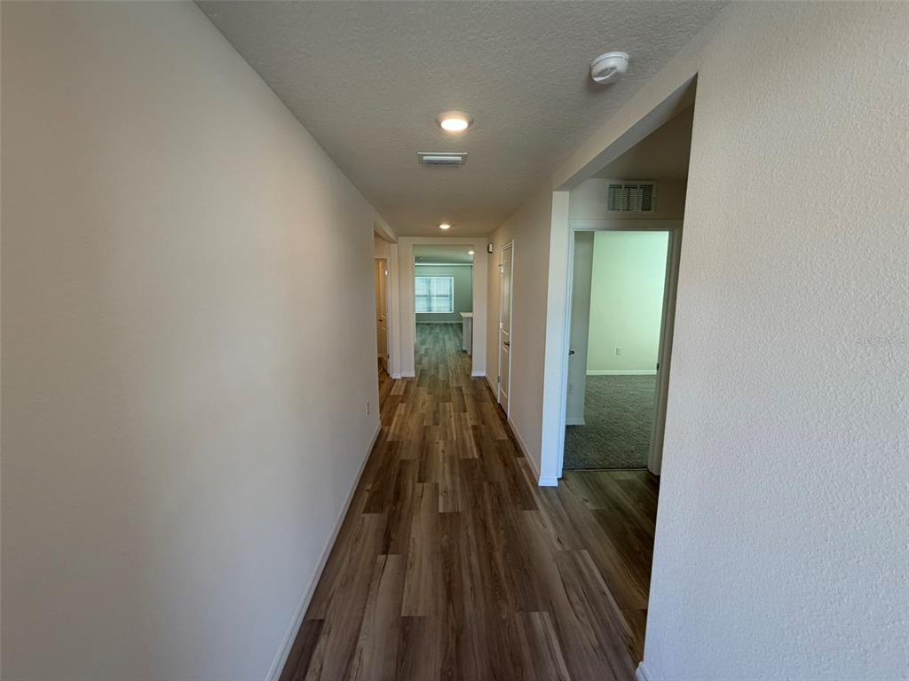 8867 Southwest 46th Terrace Ocala, FL 34476 - Photo 5 of 23