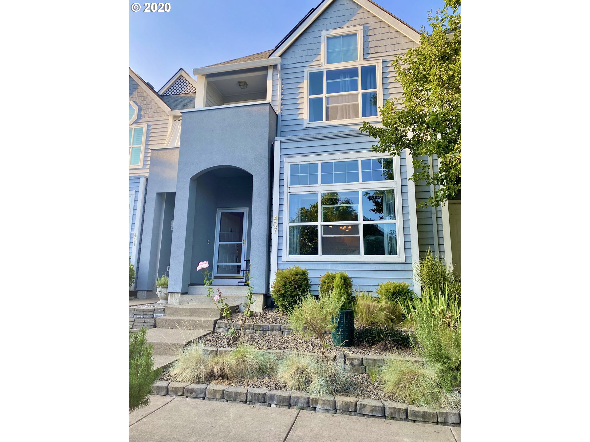 407 Northeast Roth Street Portland, OR 97211 - Photo 1 of 23 Gallery Image 1