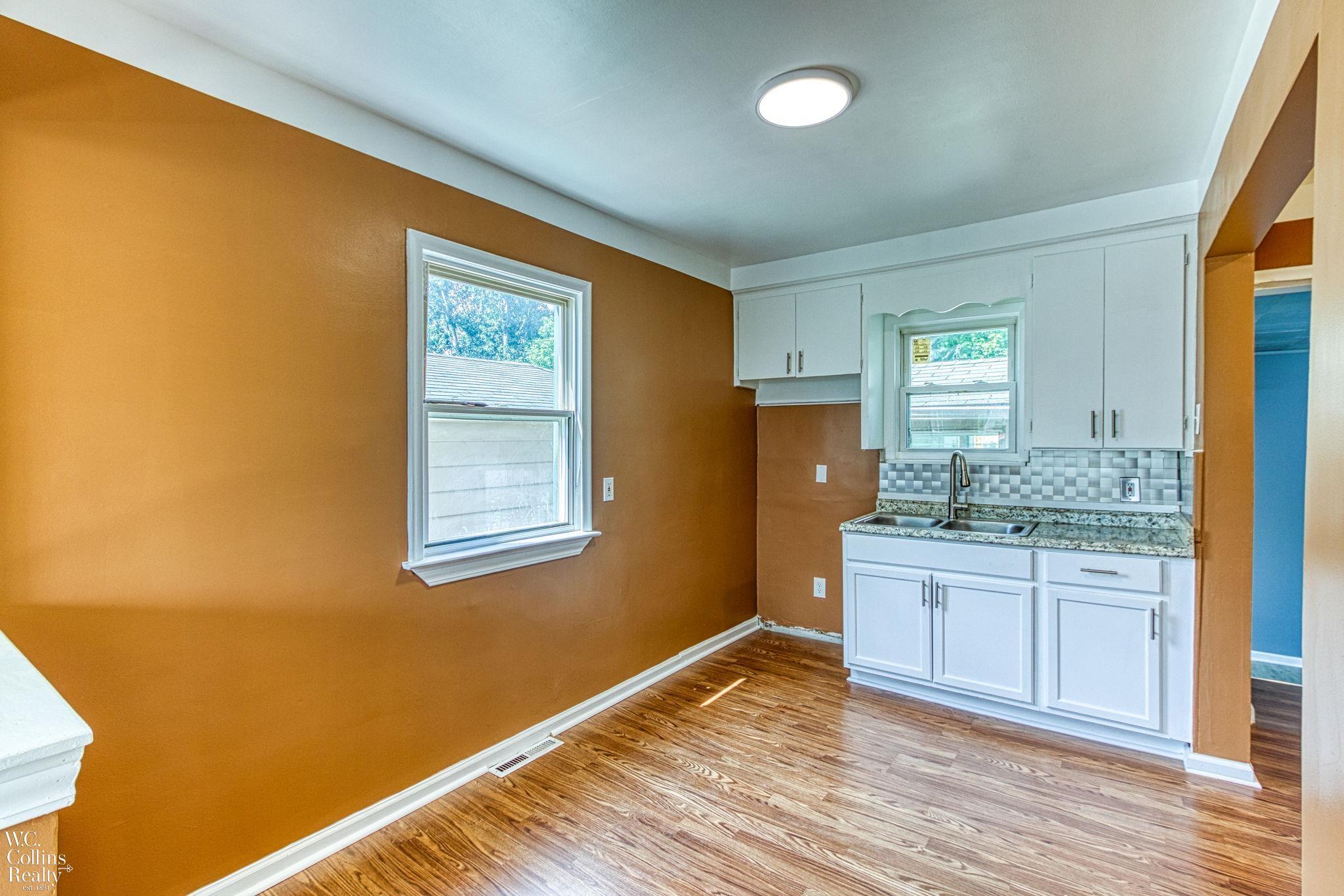 23149 Rausch Avenue Eastpointe, MI 48021 - Photo 24 of 48 50117017-23.JPG