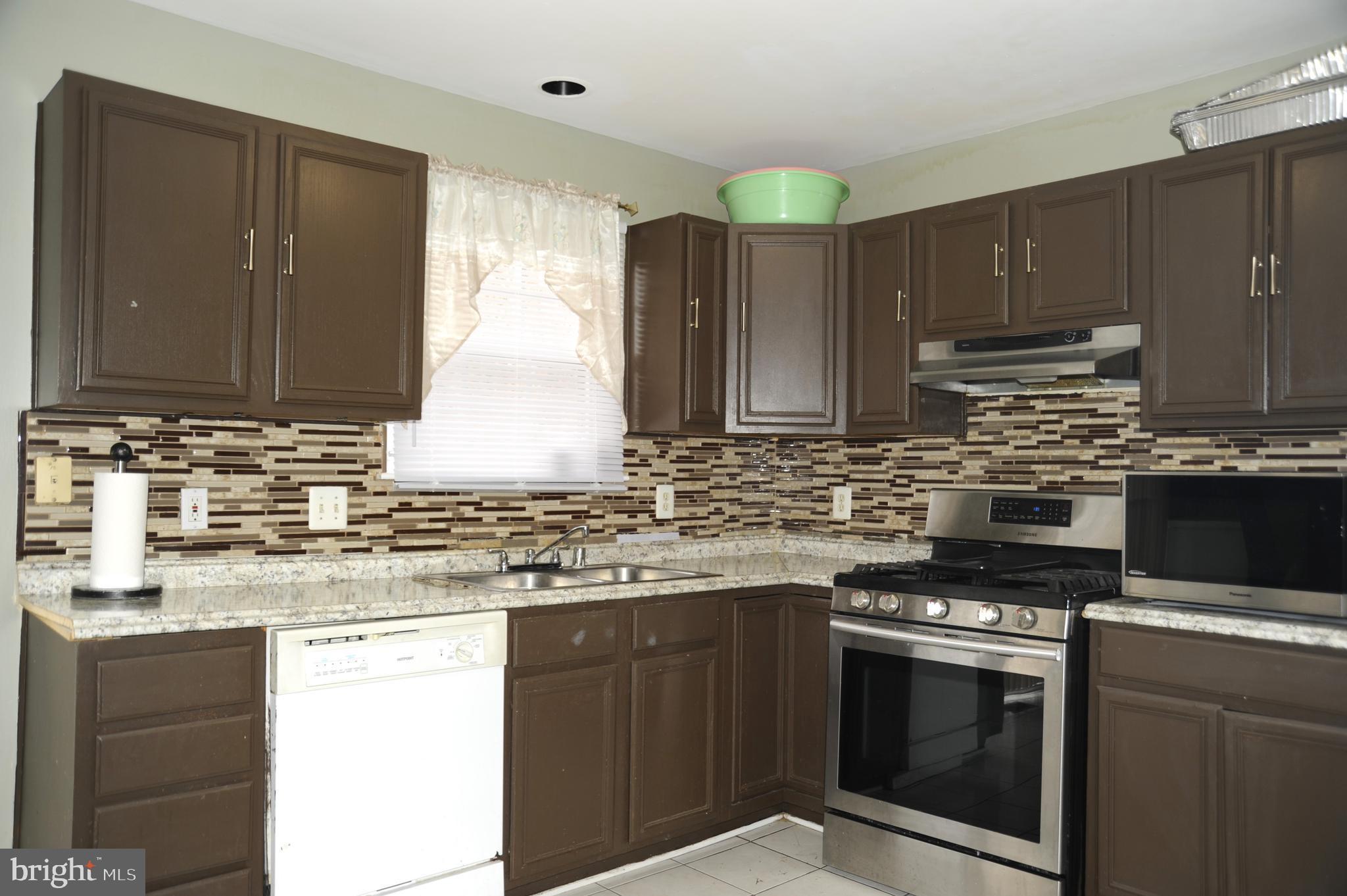 6574 Ridgeborne Drive Rosedale, MD 21237 - Photo 7 of 18 Gallery Image 7