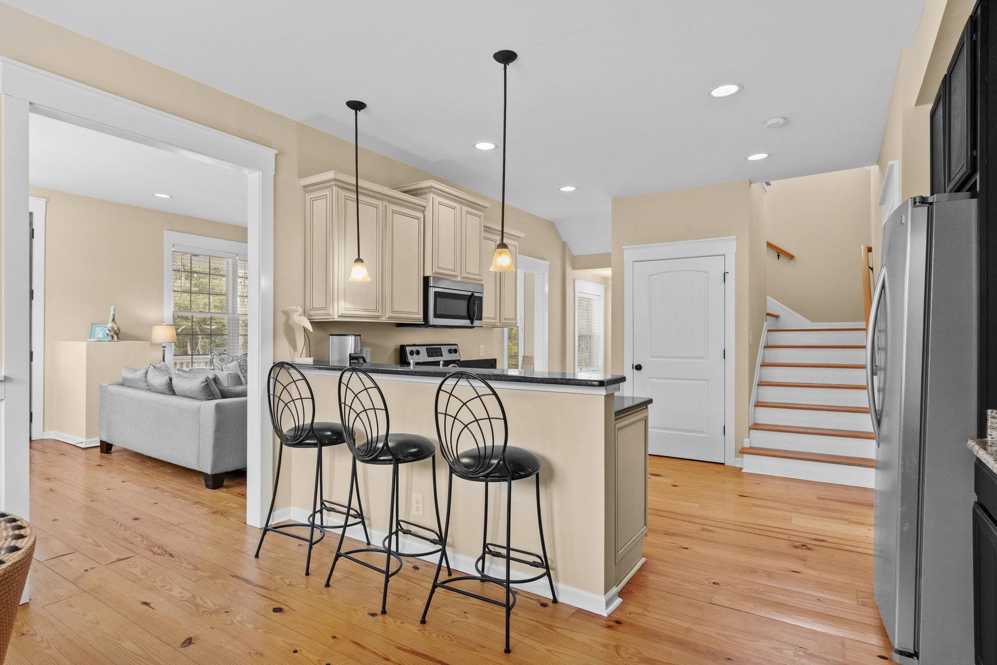 8 Sandlapper Way Pawleys Island, SC 29585 - Photo 13 of 47