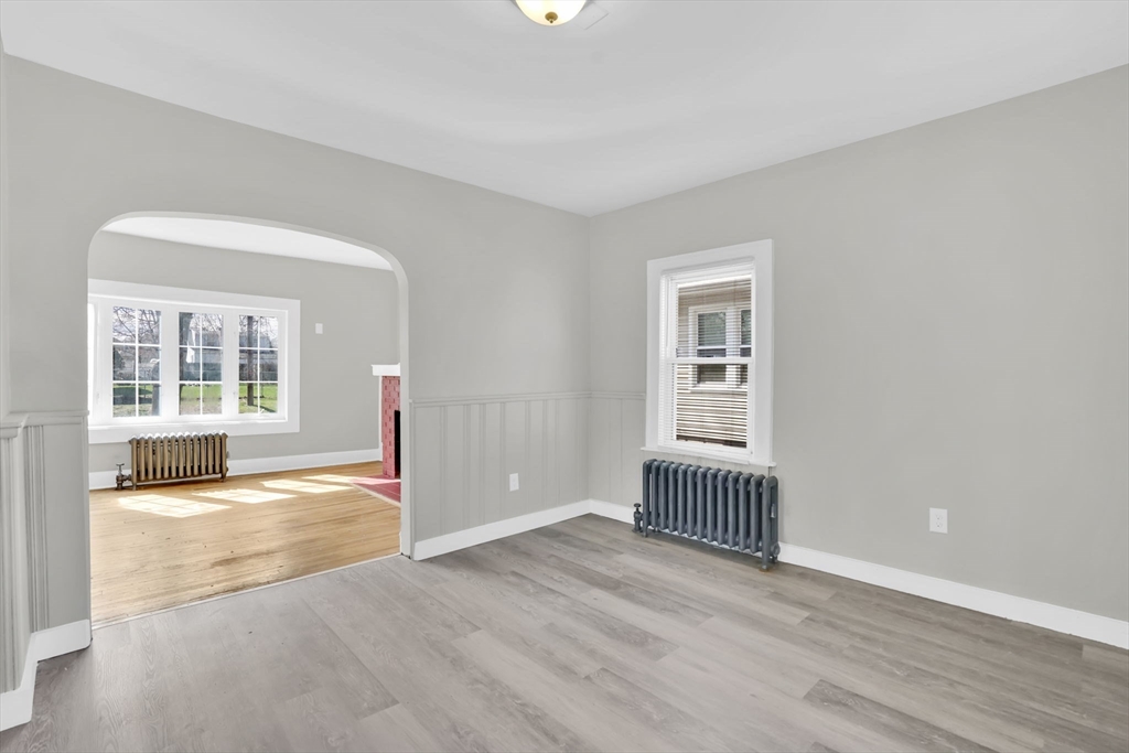 157 Penrose Street Springfield, MA 01109 - Photo 11 of 23