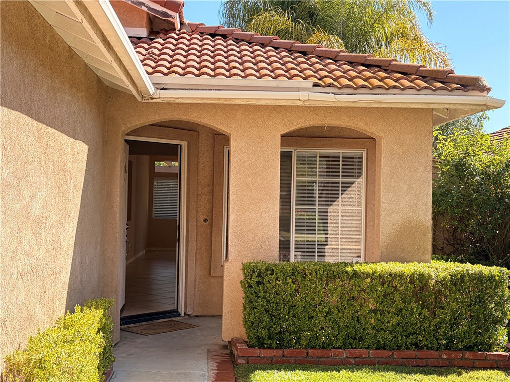 31094 Ruidosa Street Temecula, CA 92592 - Photo 3 of 17