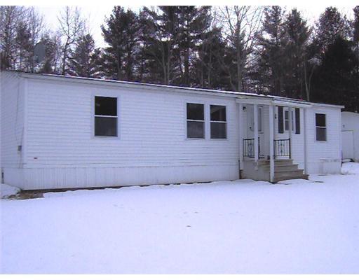 53 River Common Road Sabattus, ME 04280 - Photo 2 of 11 Exterior Front.