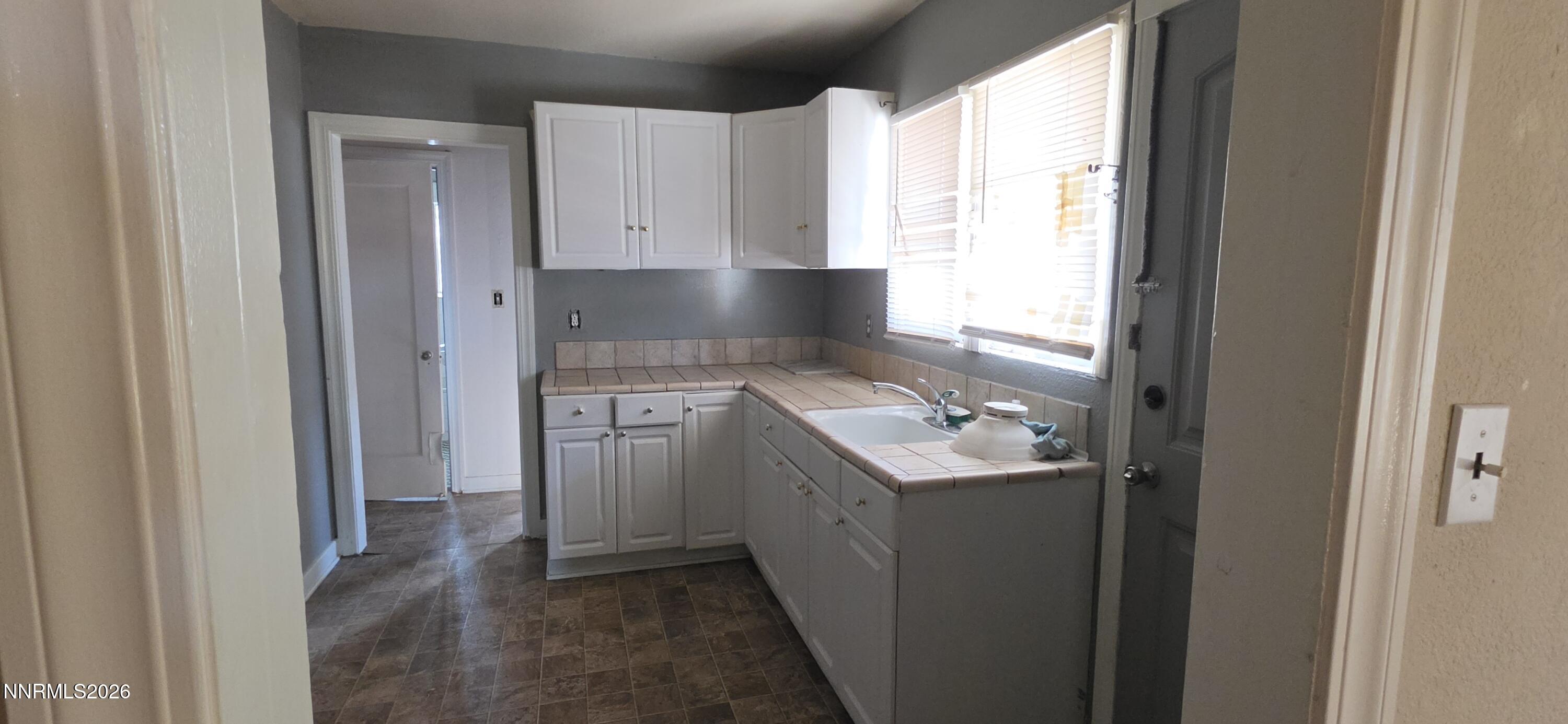 447 Vine Street Reno, NV 89503 - Photo 11 of 13 25076