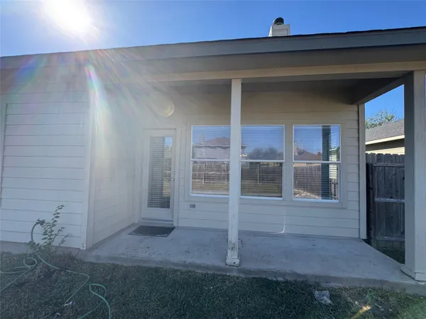 $2,070 | 11606 Hereford Street, Manor, TX 78653