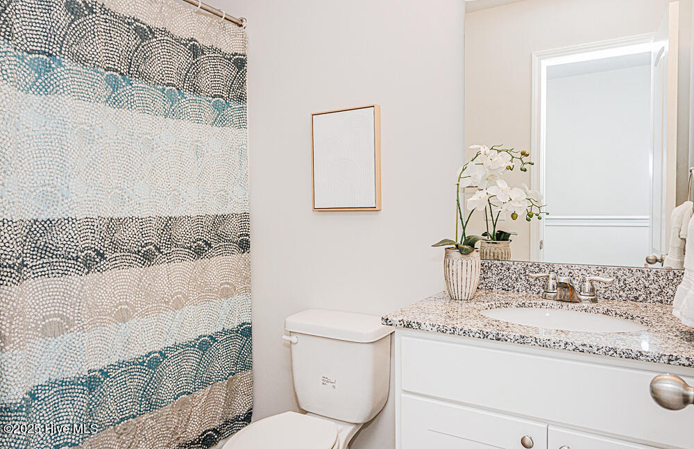 1205 Fescue Road Rocky Mount, NC 27801 - Photo 13 of 17 Granite vanity!