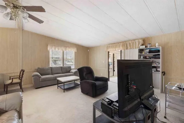 $149,000 | 1763 West Schwartz Boulevard, Lady Lake, FL 32159