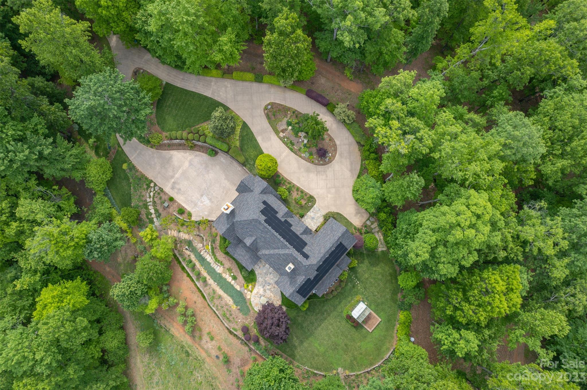 134 Broad River Run Rutherfordton, NC 28139 - Photo 47 of 48 an aerial view of a house with a yard and large trees