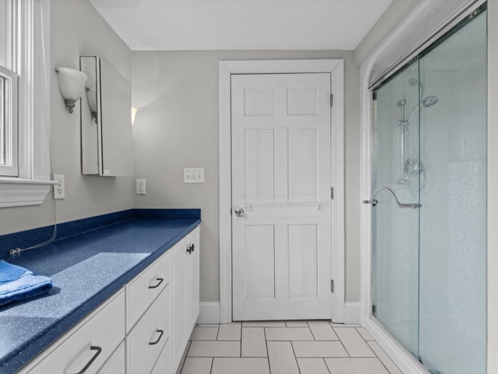 52 Summer Street Westwood, MA 02090 - Photo 15 of 32
