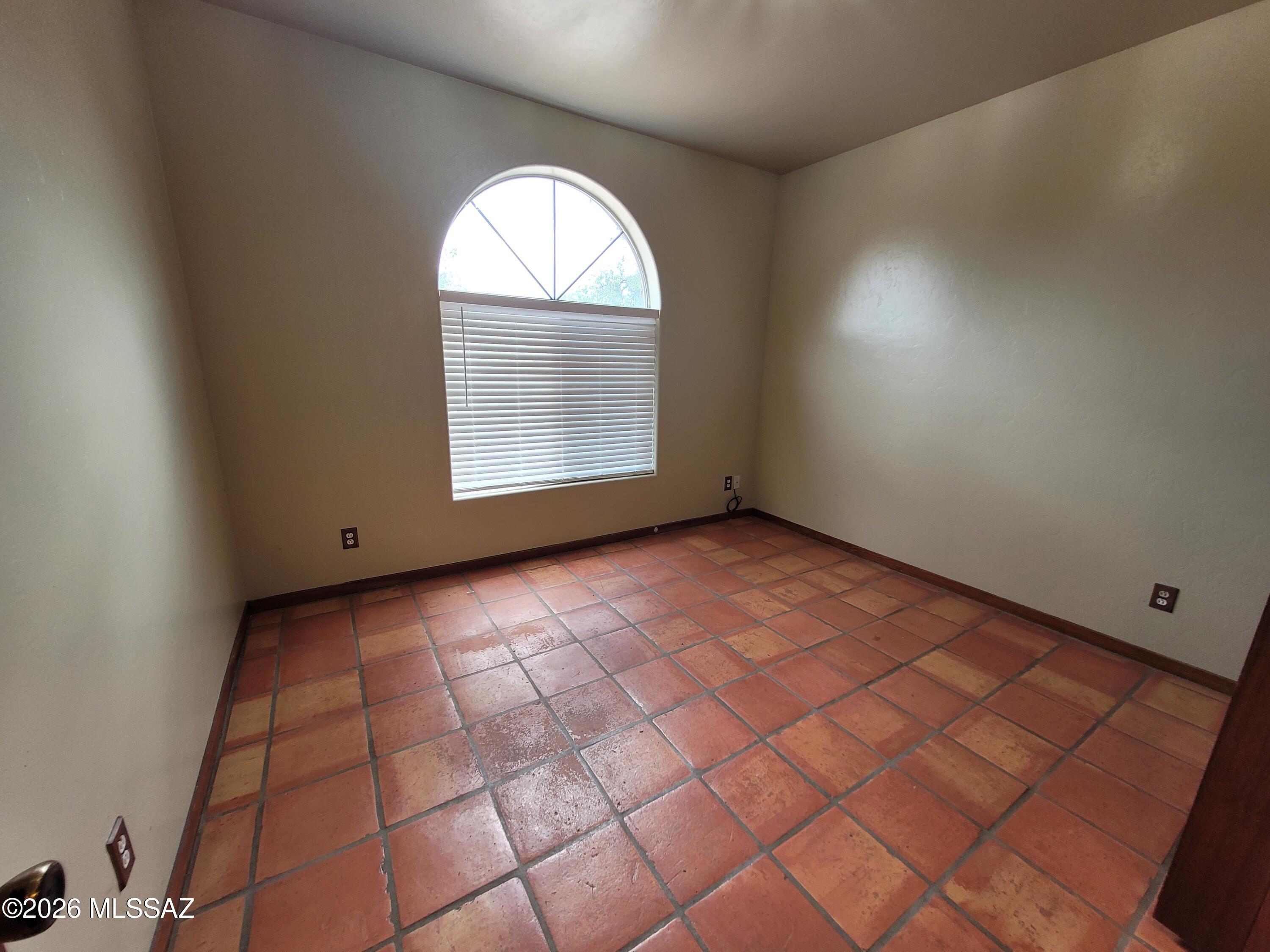 11065 East Snyder Road Tucson, AZ 85749 - Photo 32 of 49 original - 2026-07-06T152639.023