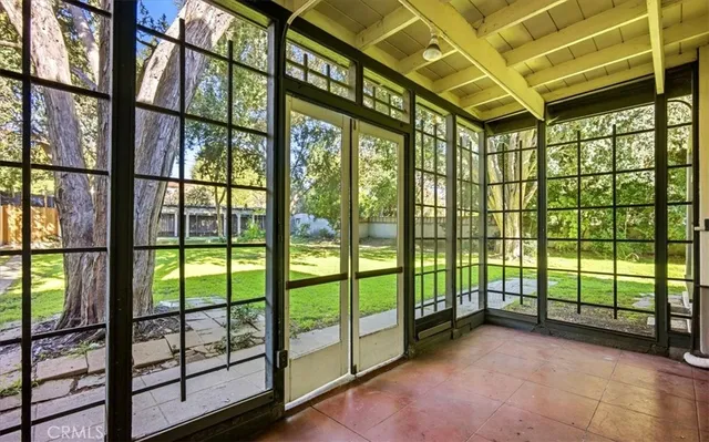 $1,895,000 | 489 West 6th Street, Claremont, CA 91711