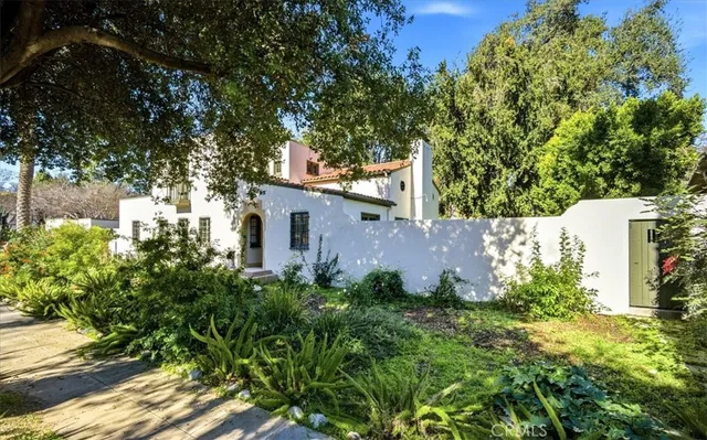 $1,895,000 | 489 West 6th Street, Claremont, CA 91711
