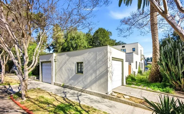 $1,895,000 | 489 West 6th Street, Claremont, CA 91711