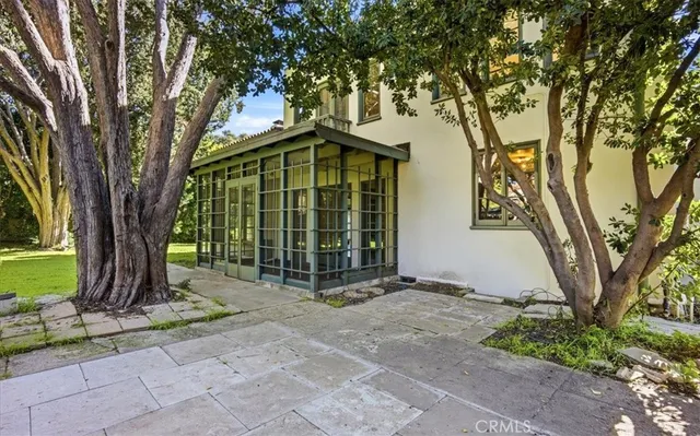 $1,895,000 | 489 West 6th Street, Claremont, CA 91711