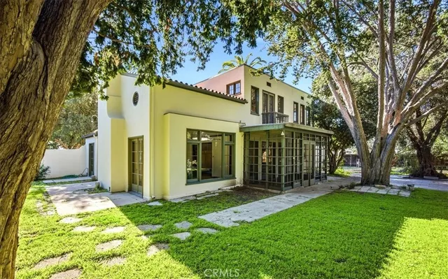 $1,895,000 | 489 West 6th Street, Claremont, CA 91711