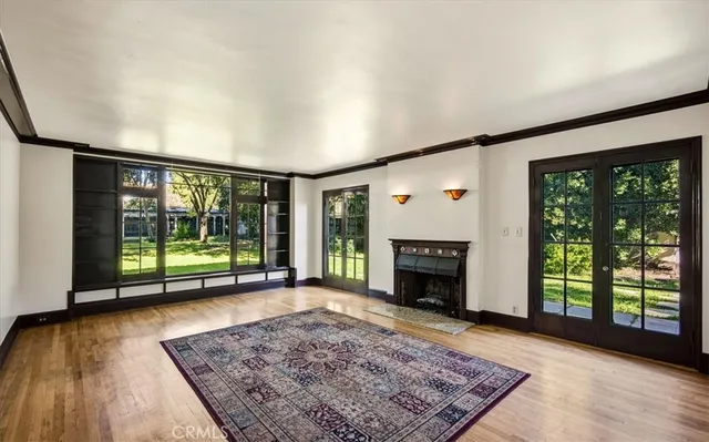 $1,895,000 | 489 West 6th Street, Claremont, CA 91711