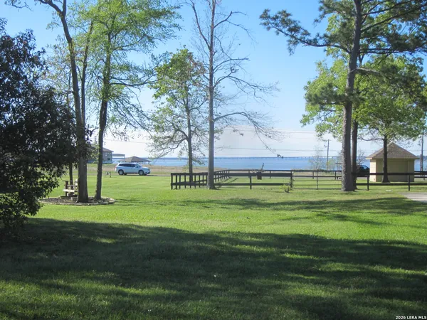 $357,000 | 218 Strawberry Street, Onalaska, TX 77360