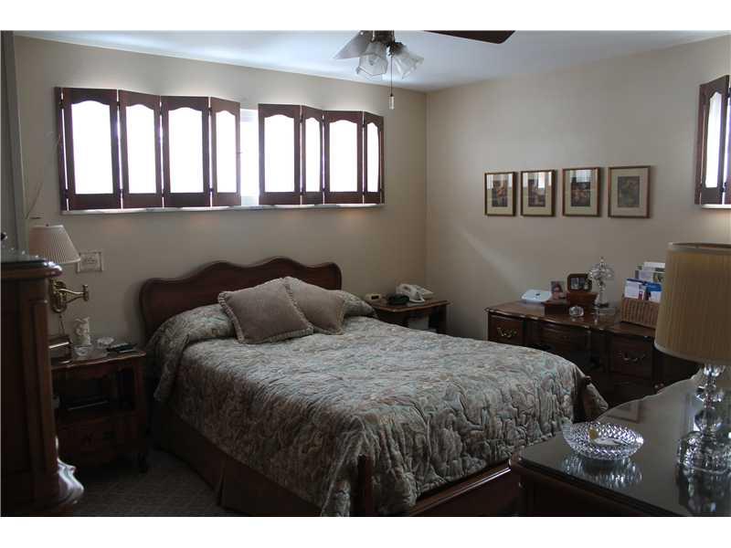 411 Spring Valley Road West Mifflin, PA 15122 - Photo 6 of 14 Dining Room.