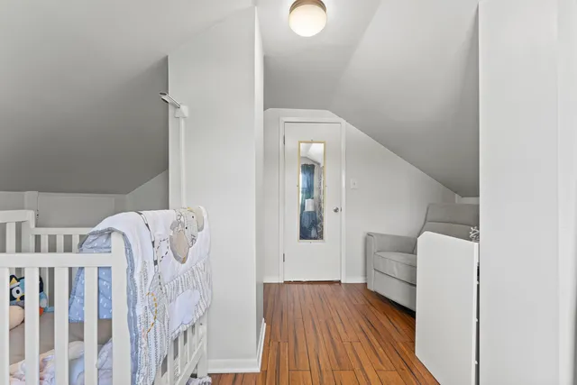 $380,000 | 107 South Burton Place, Arlington Heights, IL 60005