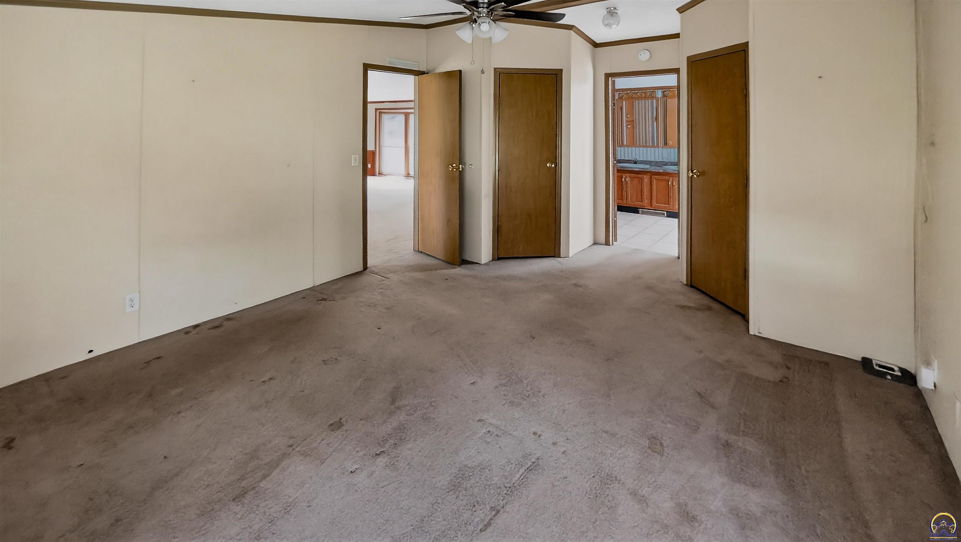 1602 Emmer Road Hartford, KS 66854 - Photo 13 of 34