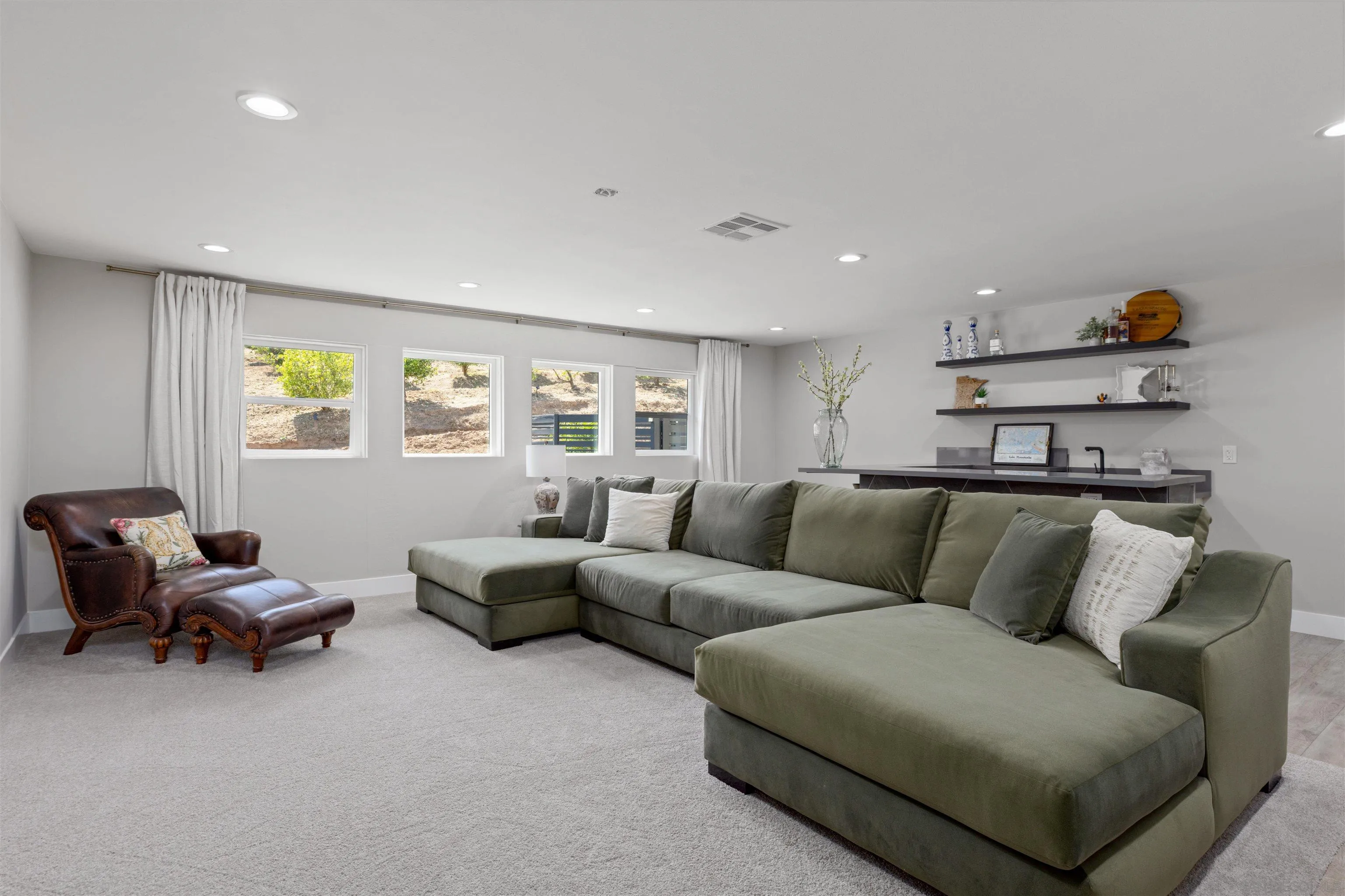 521 Rancho Camino Fallbrook, CA 92028 - Photo 20 of 72 a living room with furniture and a window