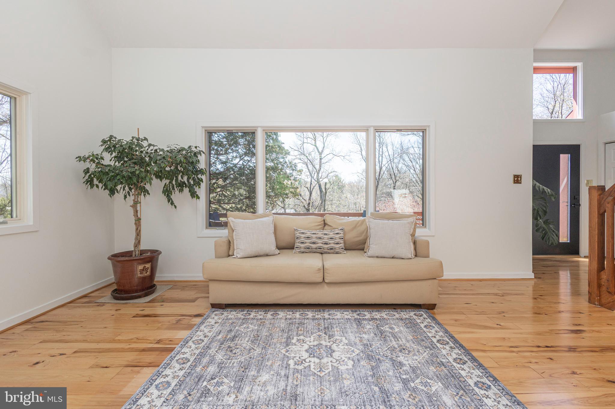 101 Rogers Road Furlong, PA 18925 - Photo 19 of 57 Living Room