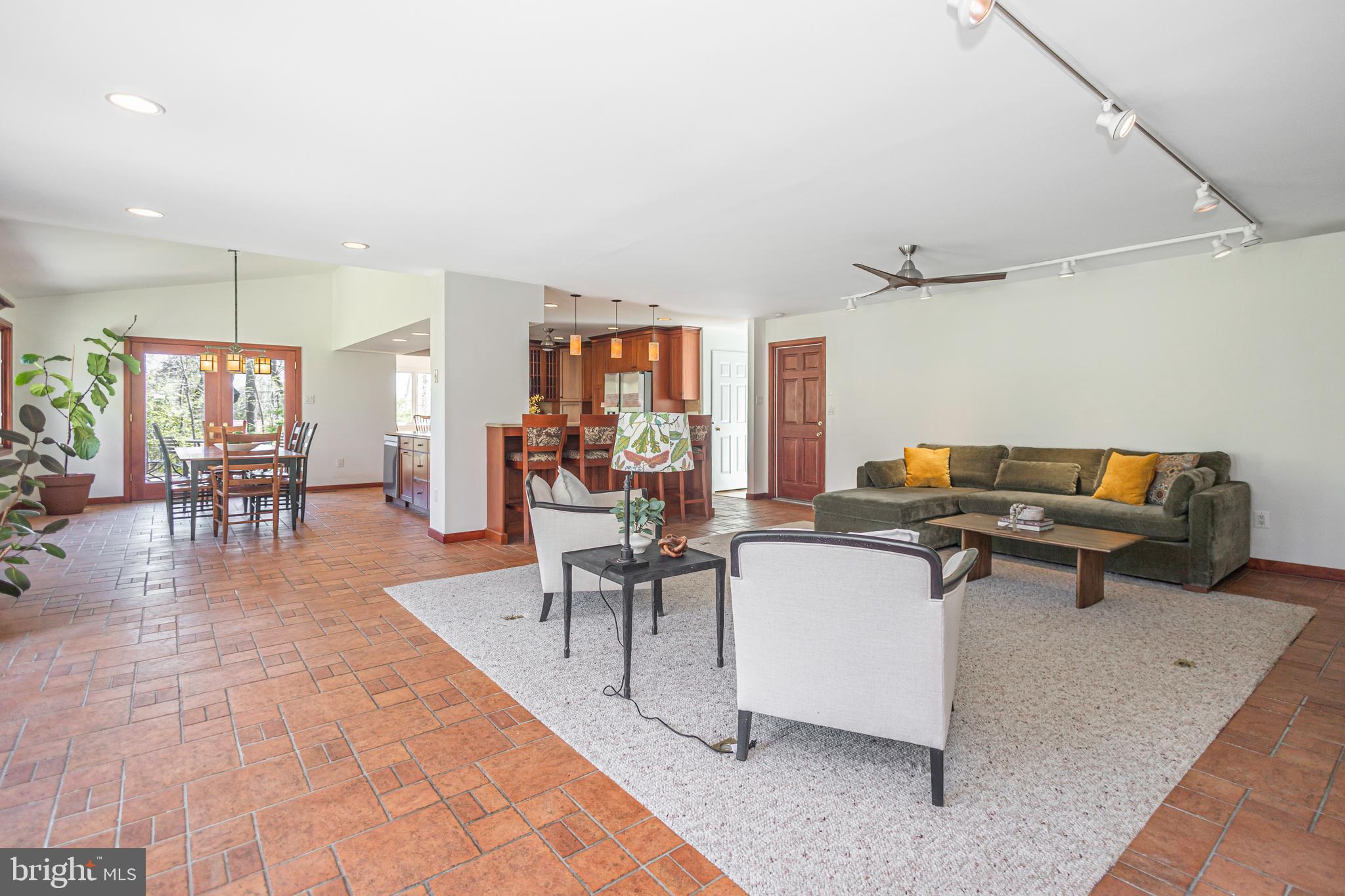 101 Rogers Road Furlong, PA 18925 - Photo 8 of 57 Great Room