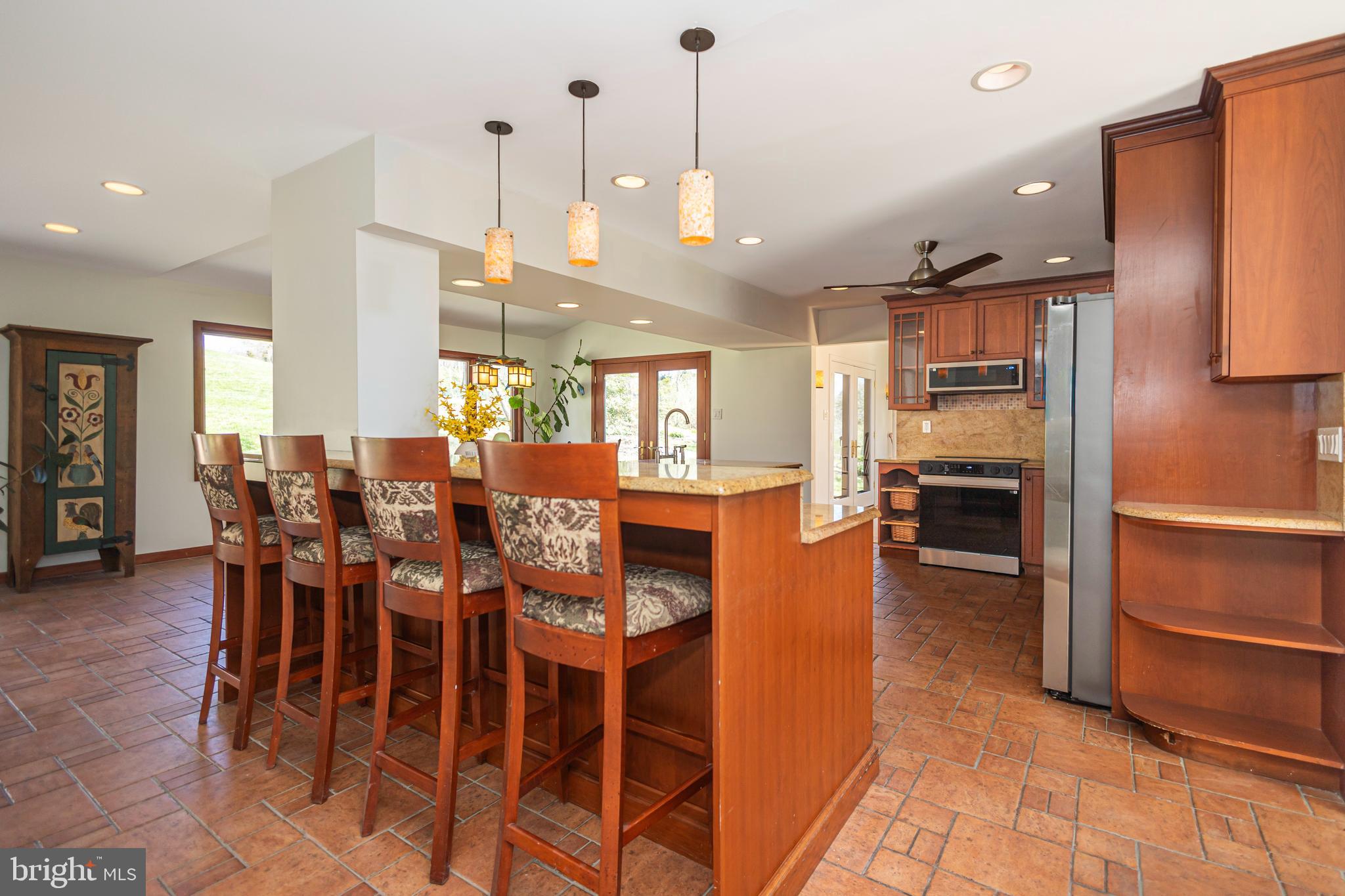 101 Rogers Road Furlong, PA 18925 - Photo 9 of 57 Kitchen Breakfast Bar
