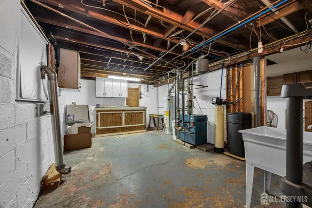 $520,000 | 150 Worth Street, Iselin, NJ 08830