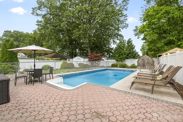 $520,000 | 150 Worth Street, Iselin, NJ 08830