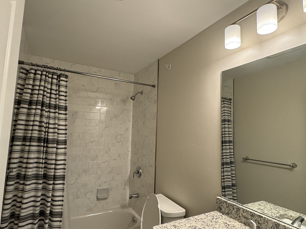 165 Cambridge Road, Unit 17 Woburn, MA 01801 - Photo 16 of 26