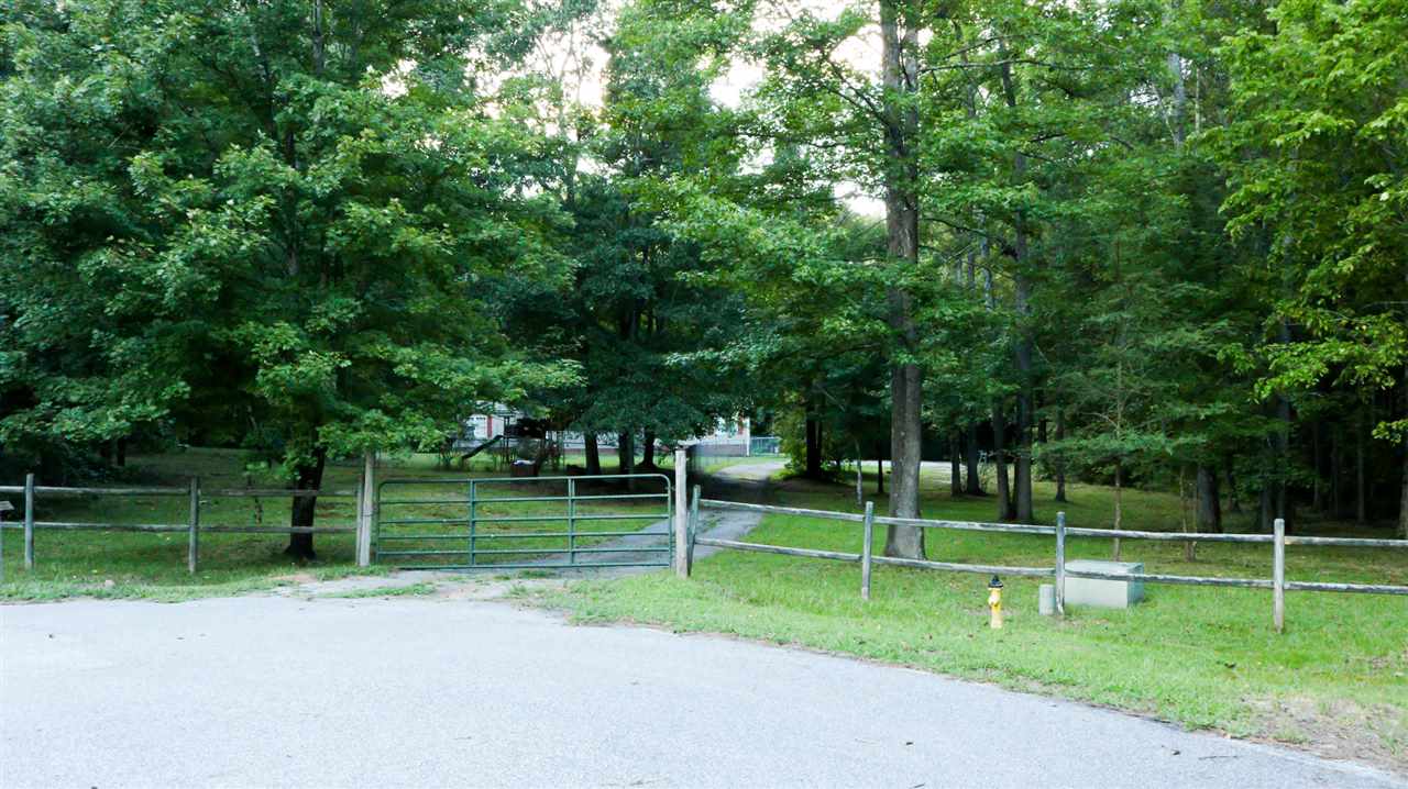 263 Robert Harris Road Gray Court, SC 29645 - Photo 3 of 32 Gallery Image 3