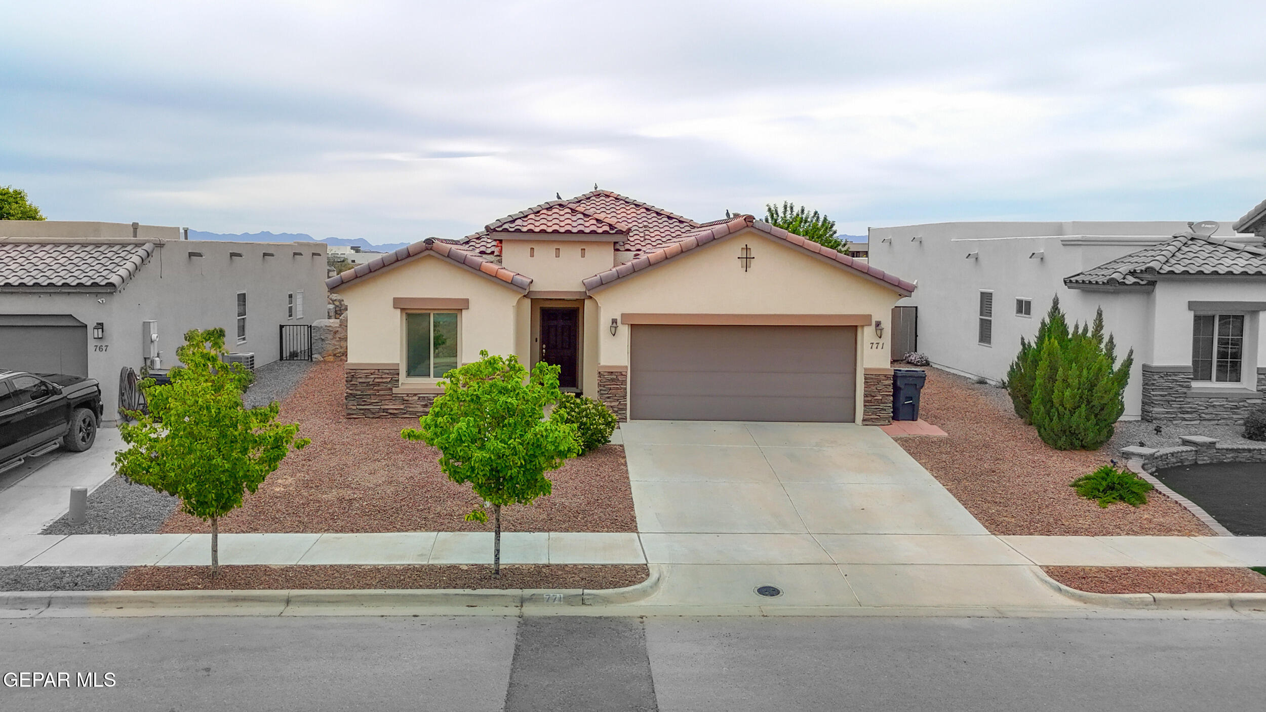 771 Wappenbury Road El Paso, TX 79928 - Photo 2 of 49 dji_fly_20260428_231026_0540_17775121280